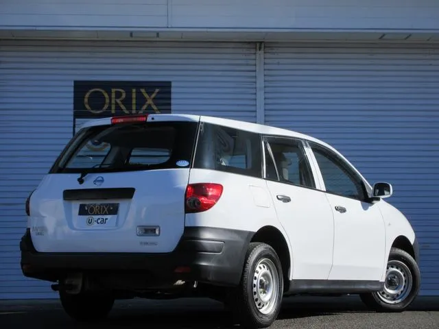 AD 4WD(ニッサン)の車両写真