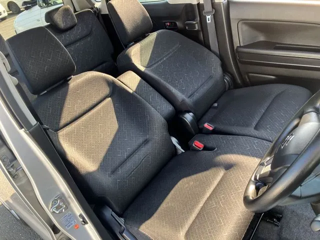 スズキ　ワゴンＲ　４ＷＤ