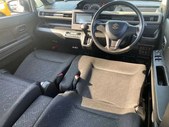 スズキ　ワゴンＲ　４ＷＤ