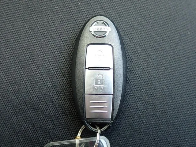 ニッサン　ノート