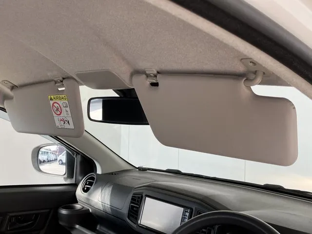 ミラ　イース（ダイハツ）の車両写真