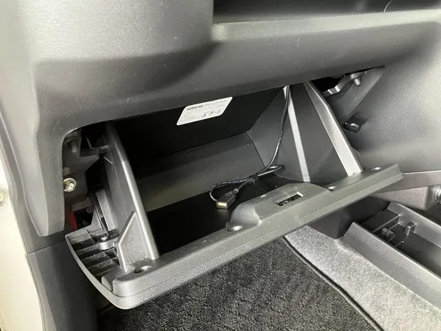 ミラ　イース（ダイハツ）の車両写真