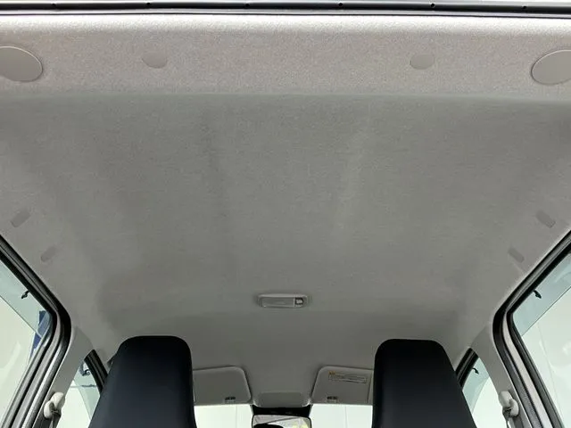 ミラ　イース（ダイハツ）の車両写真