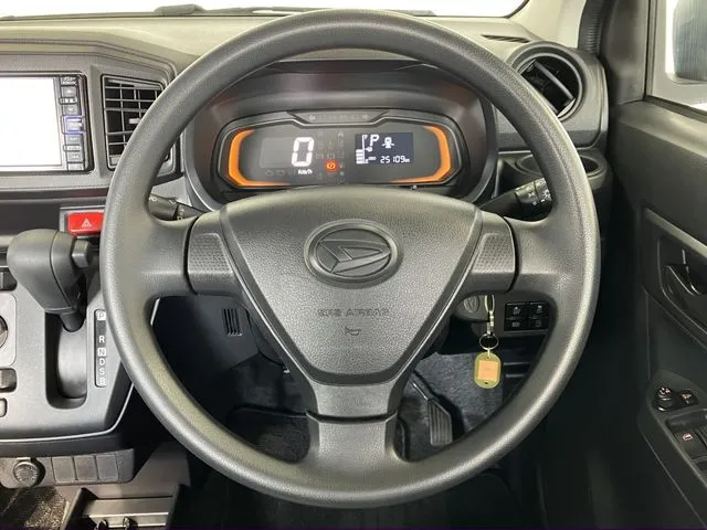 ミラ　イース（ダイハツ）の車両写真