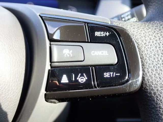 ホンダ　フィット　ｅ：ＨＥＶ