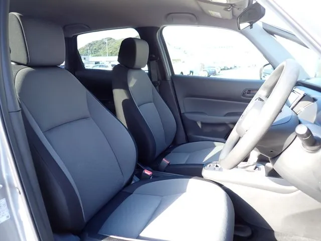 ホンダ　フィット　ｅ：ＨＥＶ