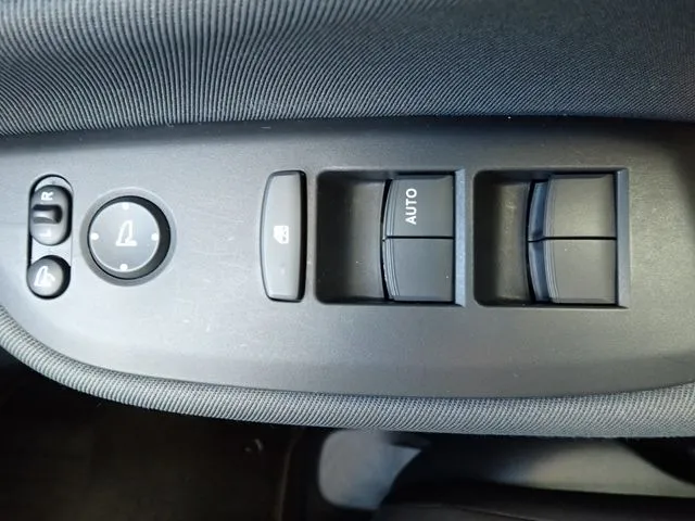 ホンダ　フィット　ｅ：ＨＥＶ