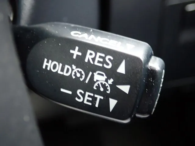 アルファード（トヨタ）の車両写真