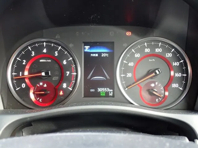 アルファード（トヨタ）の車両写真