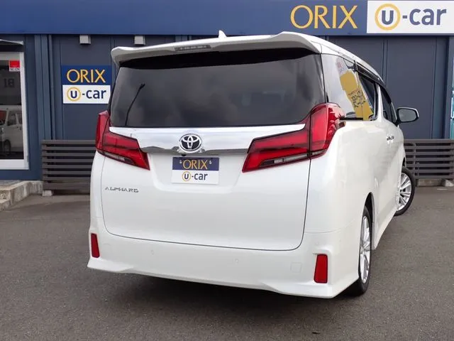 アルファード（トヨタ）の車両写真