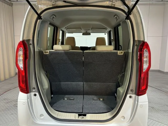 ホンダ　Ｎ　ＢＯＸ