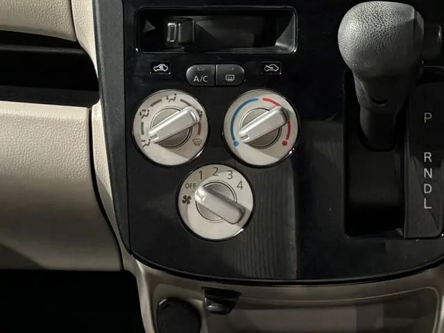 ニッサン　デイズ