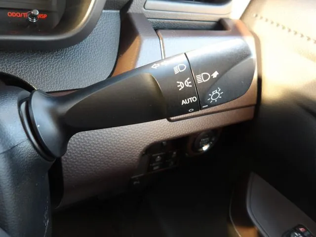 トヨタ　タンク