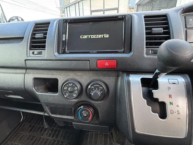 ハイエースバン　１．２５ｔ　２ＷＤ（トヨタ）の車両写真