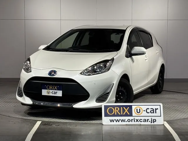 トヨタ　アクア