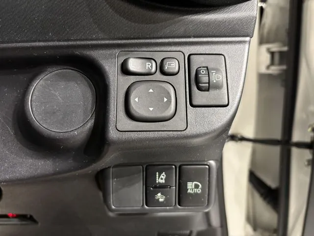 トヨタ　アクア