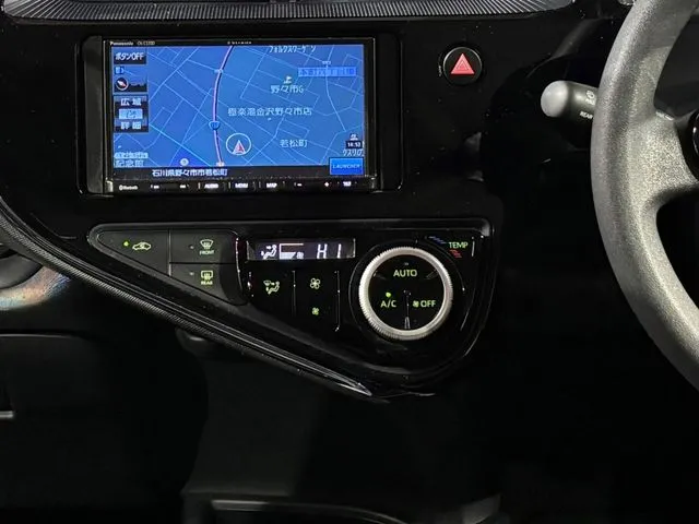 トヨタ　アクア