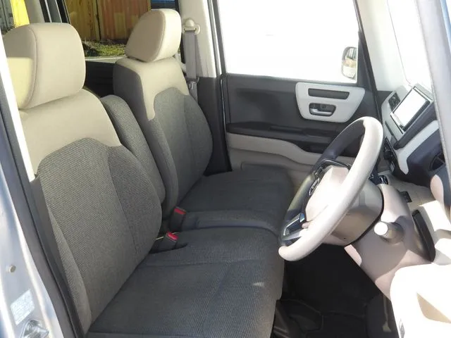 ホンダ　Ｎ　ＢＯＸ