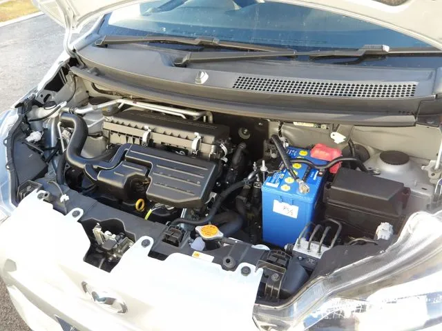 ダイハツ　ミラ　イース