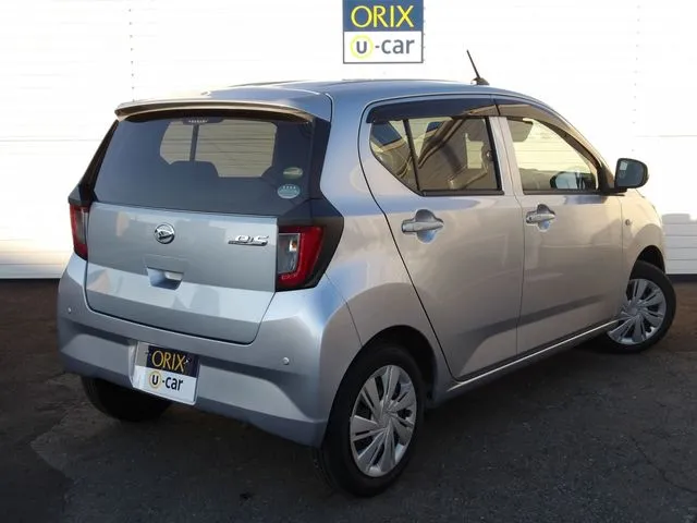 ダイハツ　ミラ　イース