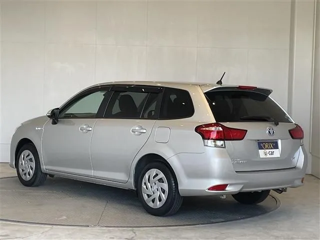 トヨタ カローラフィールダー ハイブリッド