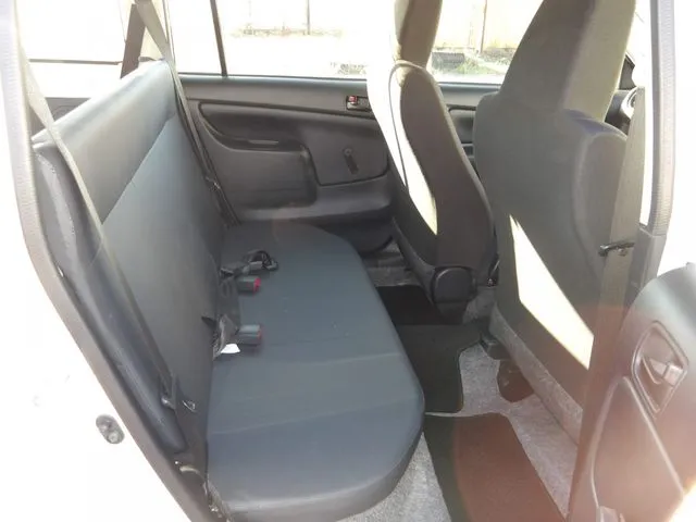 トヨタ　プロボックスバン　２ＷＤ