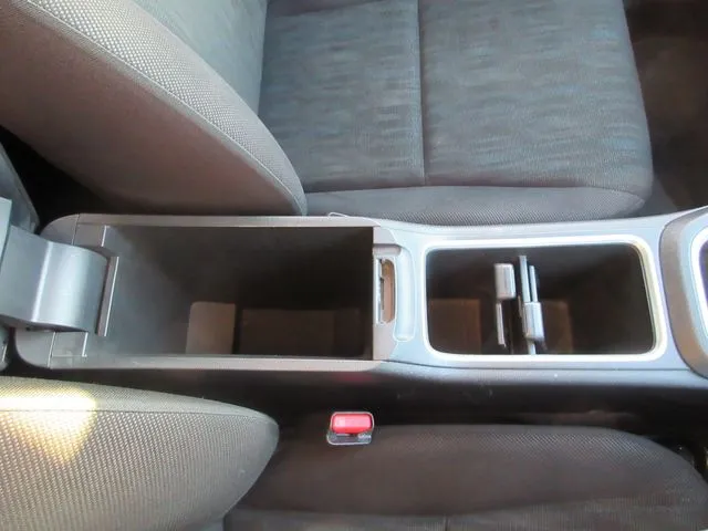 シャトル　ハイブリッド　４ＷＤ（ホンダ）の車両写真