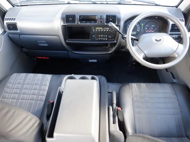 ボンゴバン 1.15t 2WD(マツダ)の車両写真