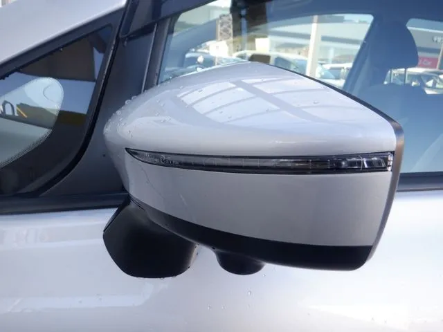 ニッサン　ノート