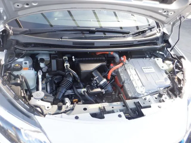 ニッサン　ノート