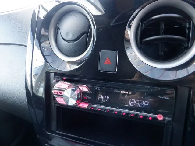 ニッサン　ノート