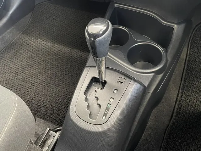 アクア（トヨタ）の車両写真