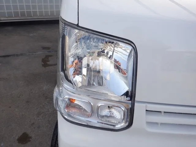 ニッサン NV100クリッパー