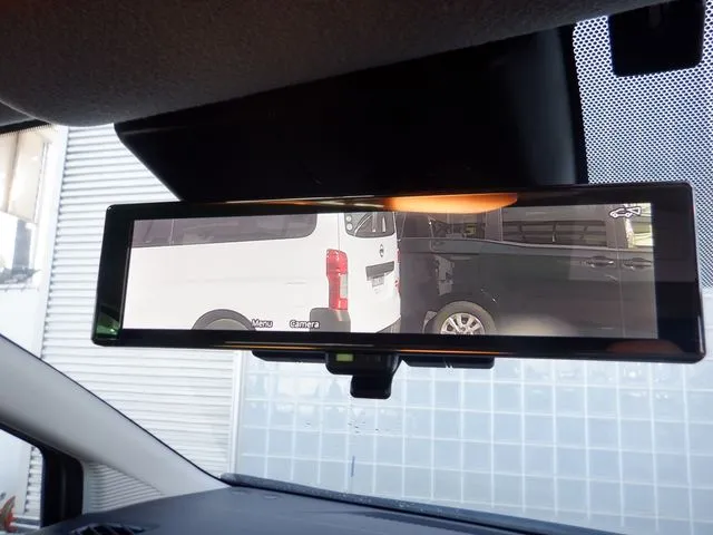 ニッサン　ノート