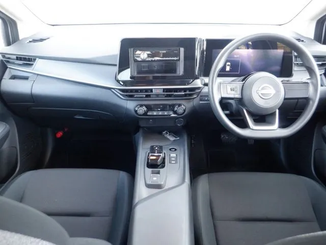 ニッサン　ノート