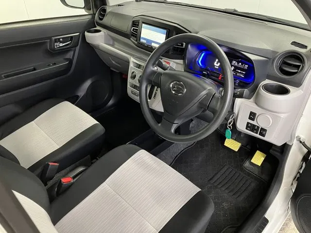 ダイハツ ミラ イース