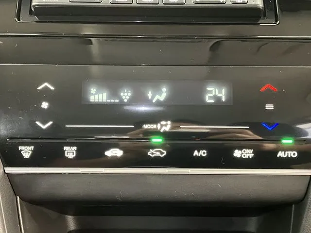 ホンダ　シャトル　ハイブリッド