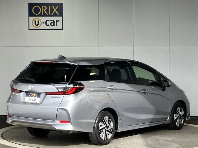 ホンダ　シャトル　ハイブリッド