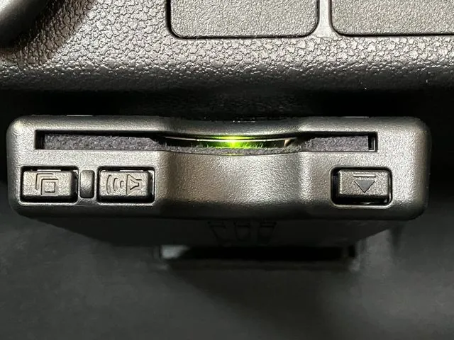 ダイハツ　ミラ　イース