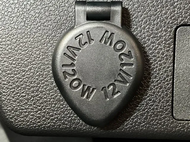 ダイハツ　ミラ　イース