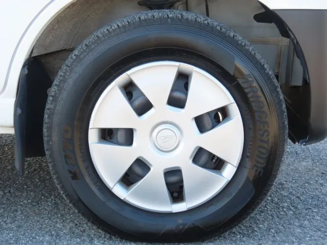 ハイゼットカーゴ（ダイハツ）の車両写真