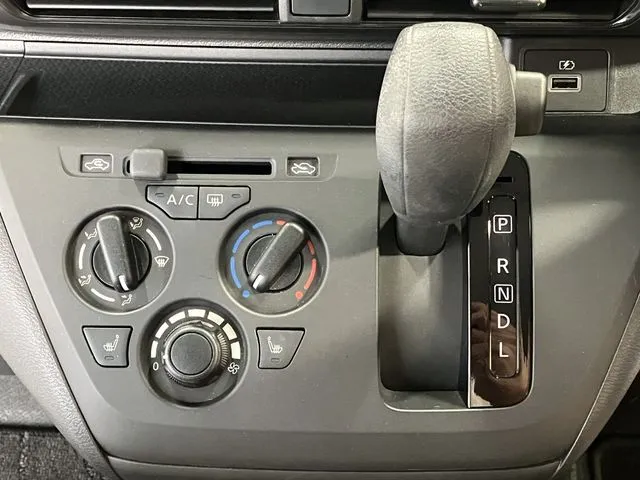 ミツビシ eKワゴン