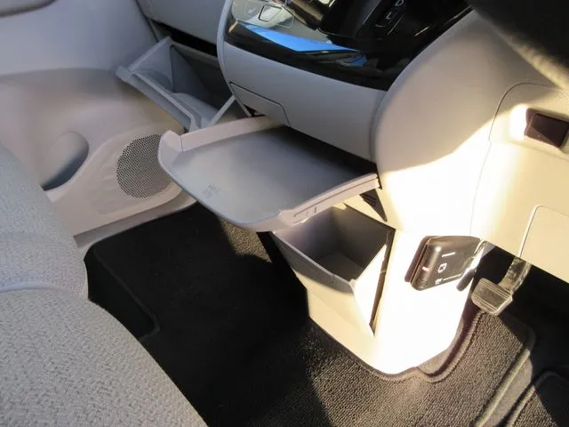 ニッサン　ルークス　４ＷＤ