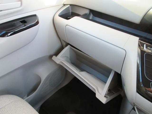 ニッサン　ルークス　４ＷＤ