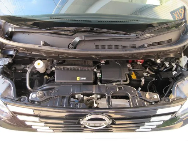 ニッサン　ルークス　４ＷＤ