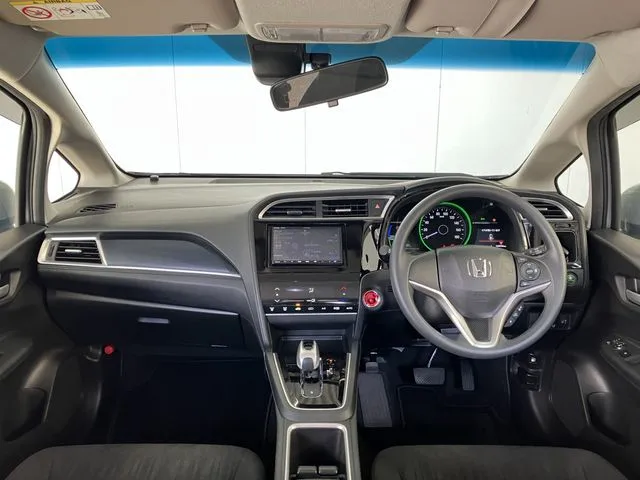 ホンダ シャトル ハイブリッド
