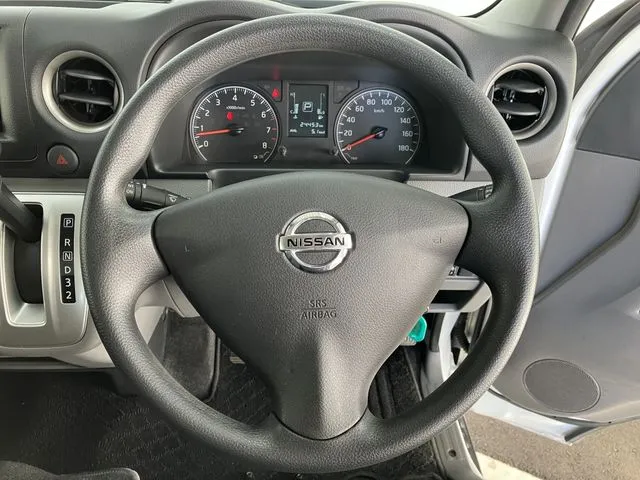 ＮＶ３５０キャラバン　１．２ｔ（ニッサン）の車両写真