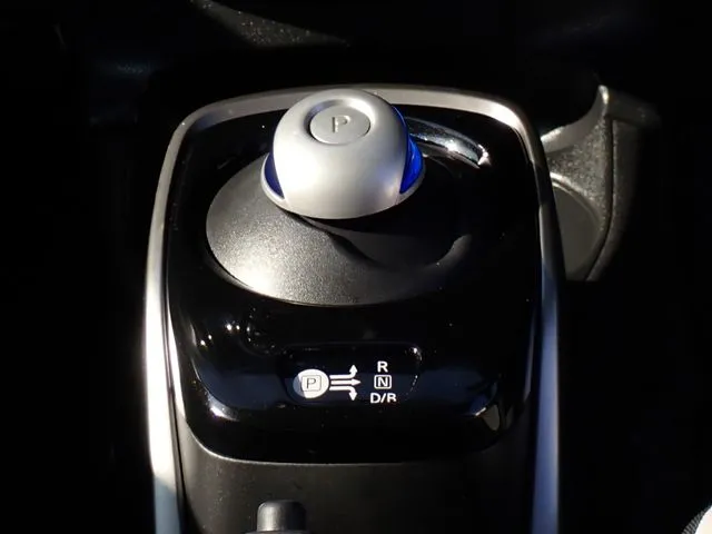 ニッサン　ノート