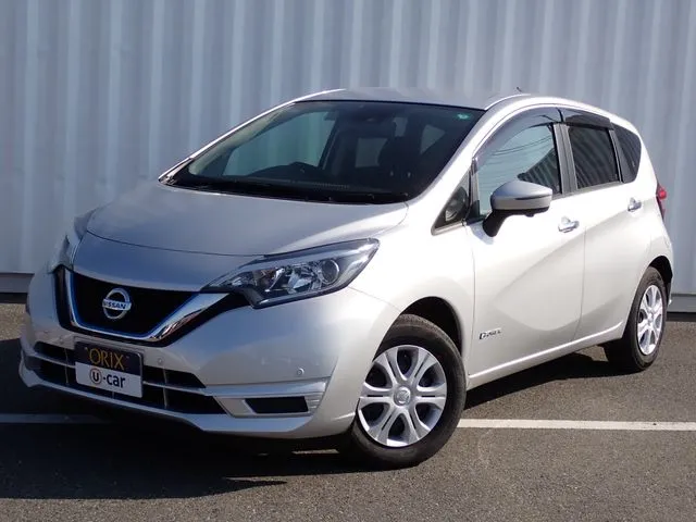 ニッサン　ノート