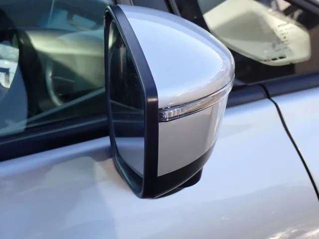 ニッサン　ノート